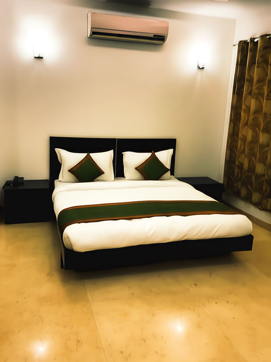 Deluxe Room at Hotel Amenity